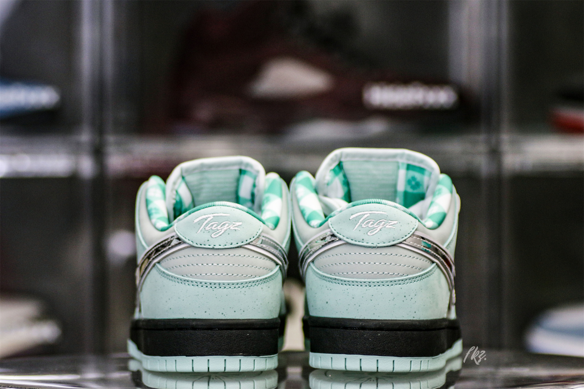 Tiffany & C0. X Nike Dunk Low Lobster