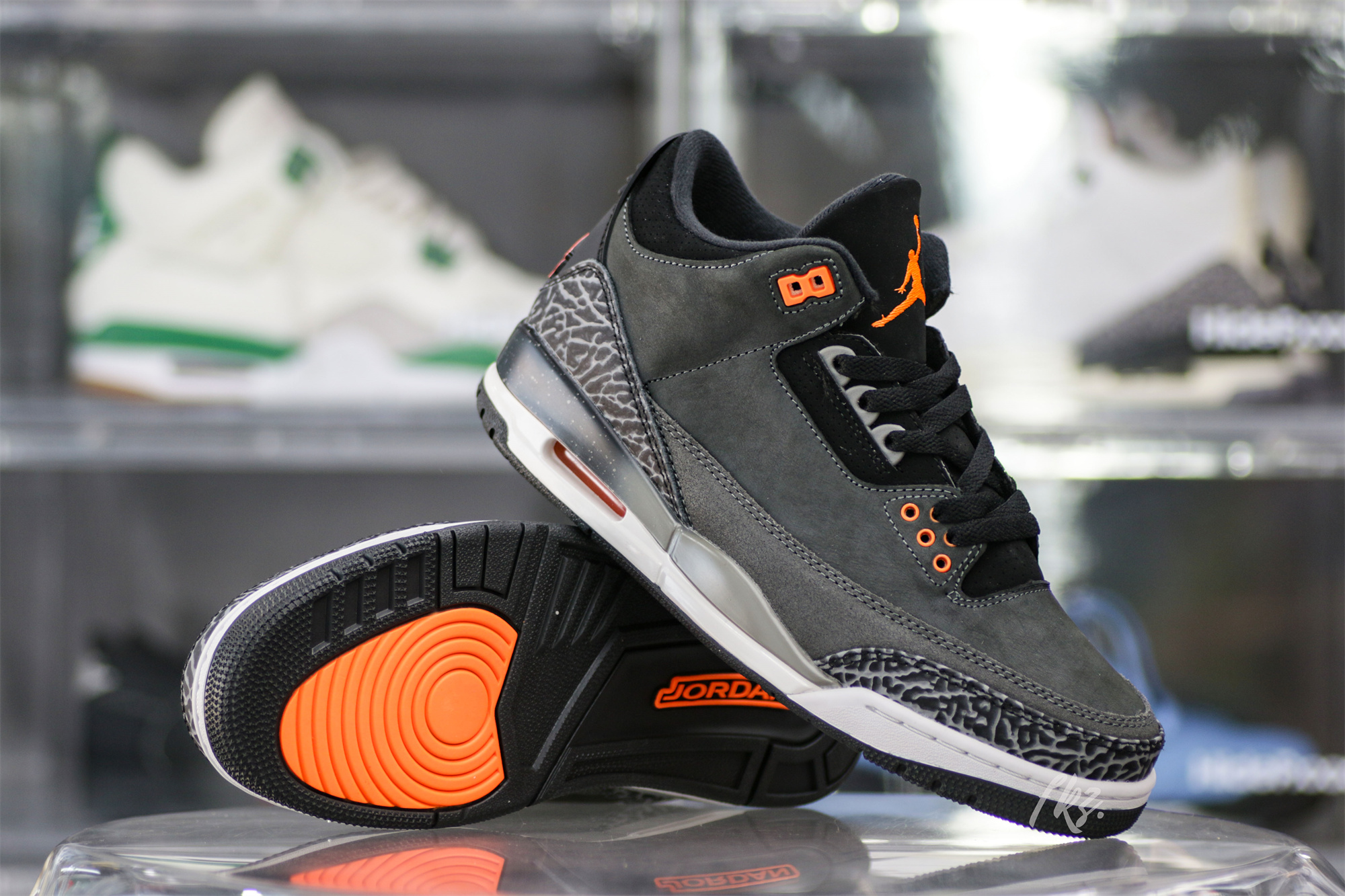 Air Jordan 3 Retro Fear Pack 2023