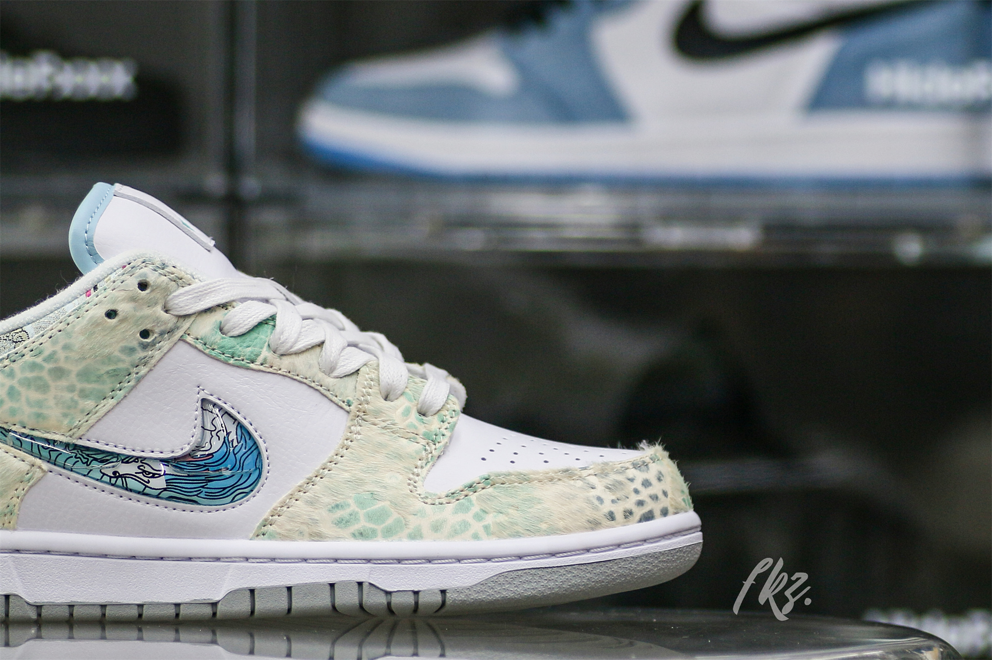 Nike Dunk Low Steam Puppet GNY 2024