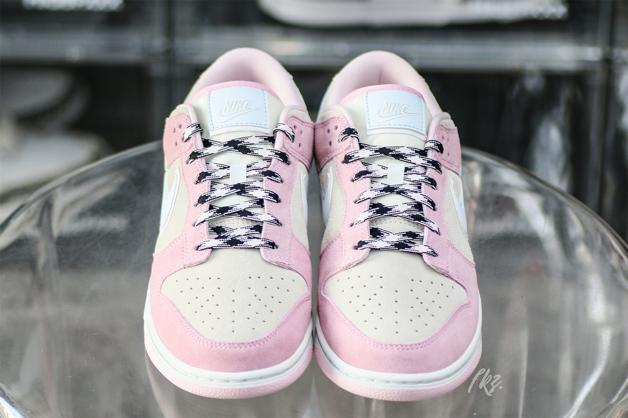 Nike Dunk Low LX Pink Foam