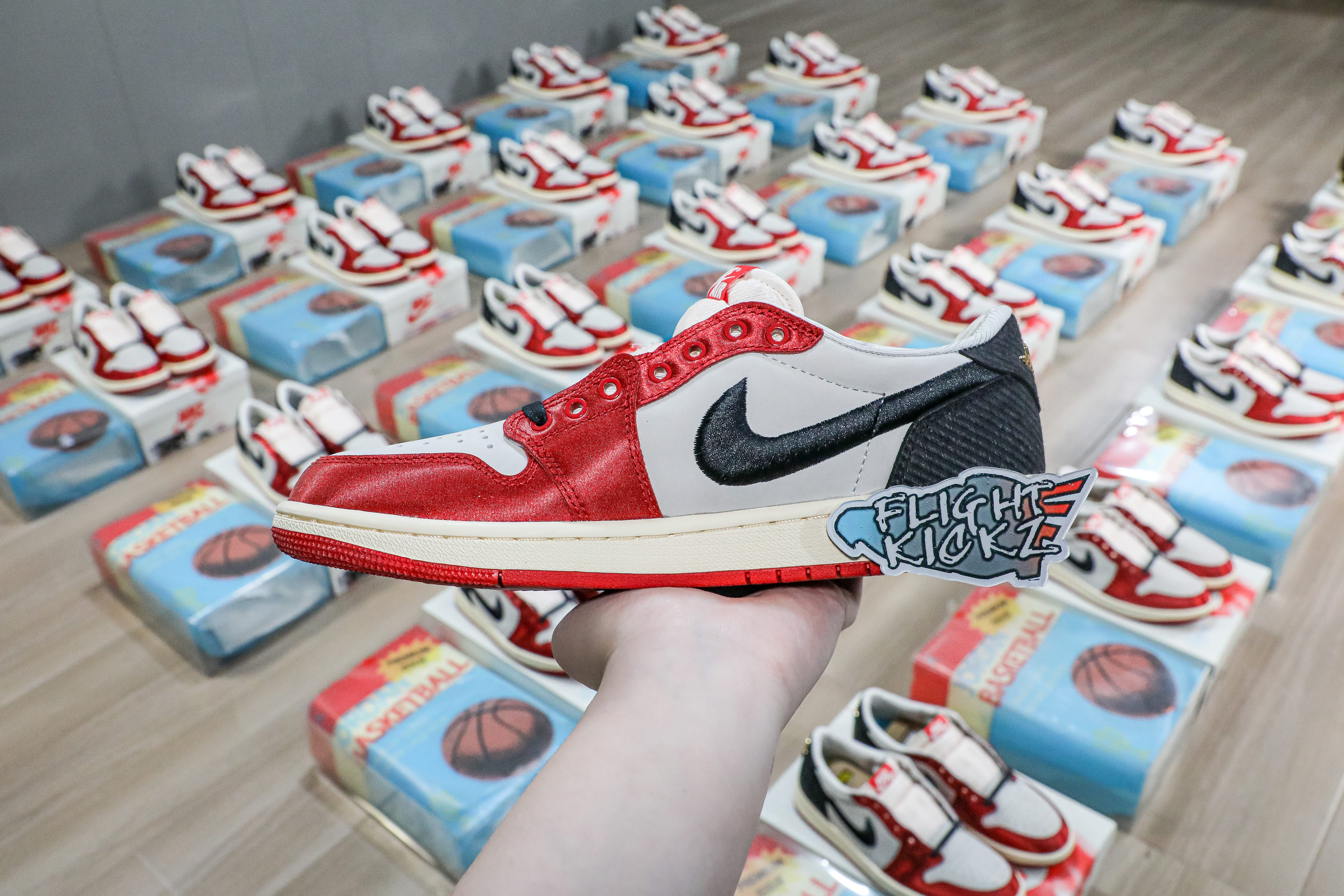 Trophy Room X Air Jordan 1 Retro Low OG SP Away 2024（LN5 A1 Batch）