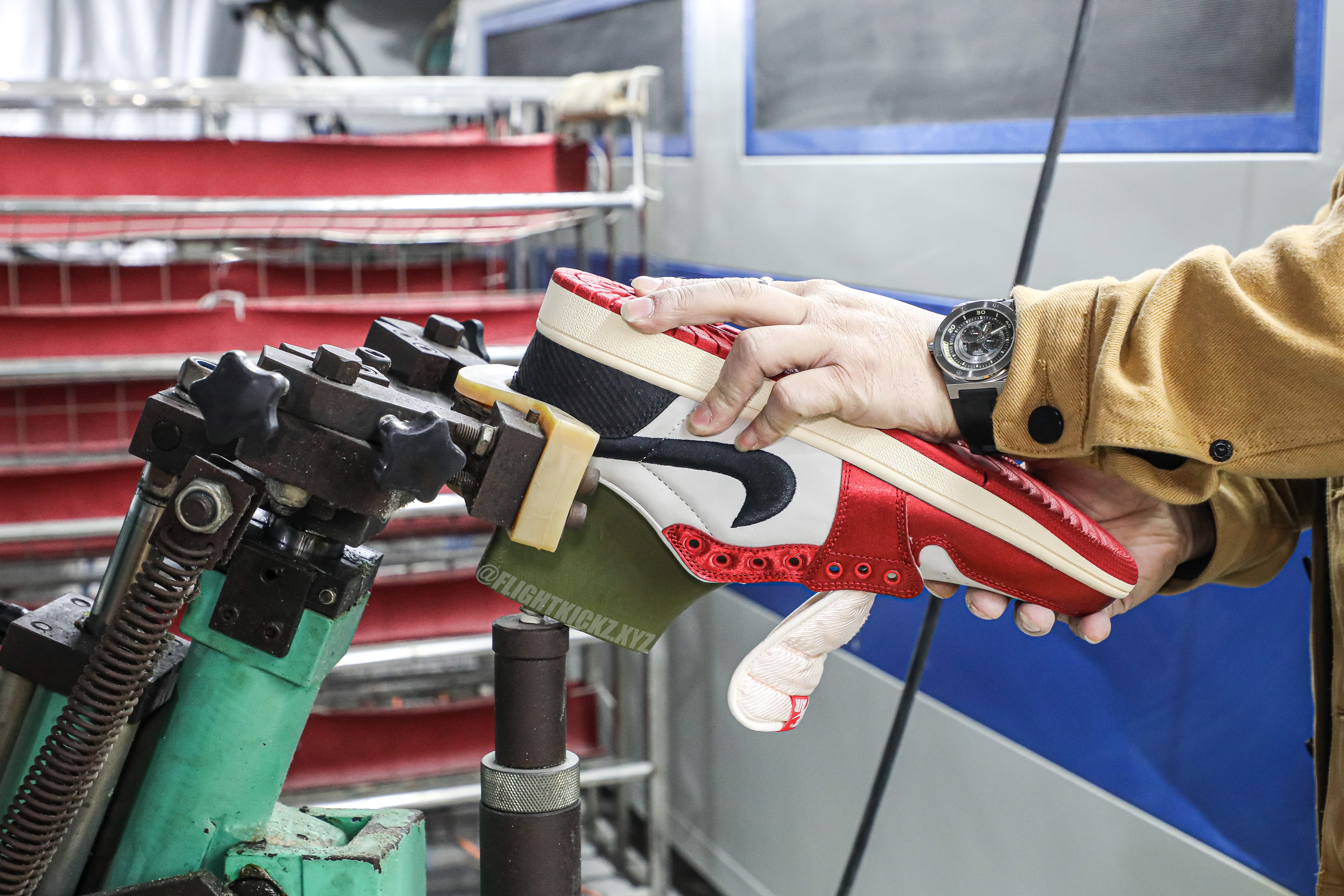 Trophy Room X Air Jordan 1 Retro Low OG SP Away 2024（LN5 A1 Batch）