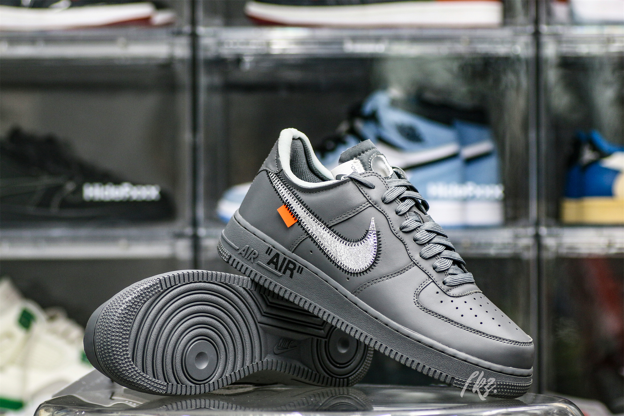 Off-White x Nike Air Force 1 Low Ghost Grey