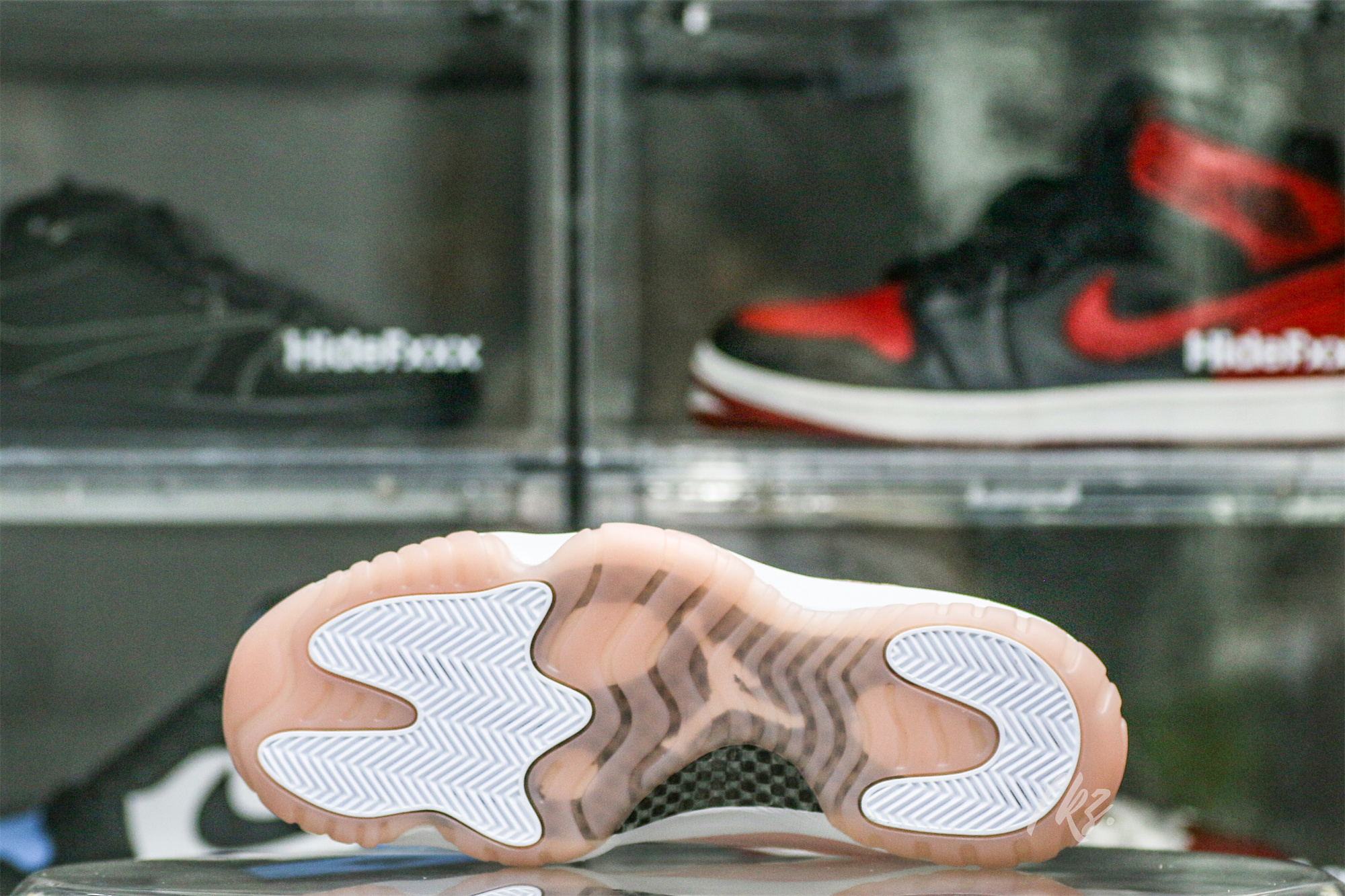 Air Jordan 11 Low WMNS “Legend Pink”