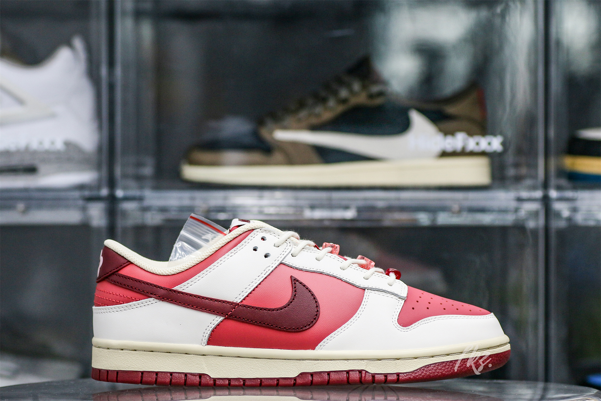 Nike Dunk Low Valentine’s Day 2024 Alternate (Women’s)