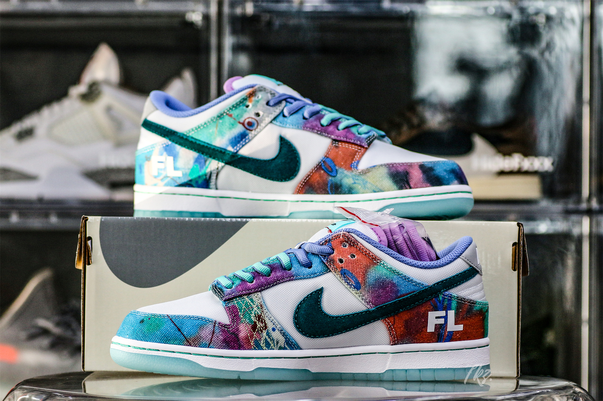 Nike SB Dunk Low Futura Laboratories Bleached Aqua
