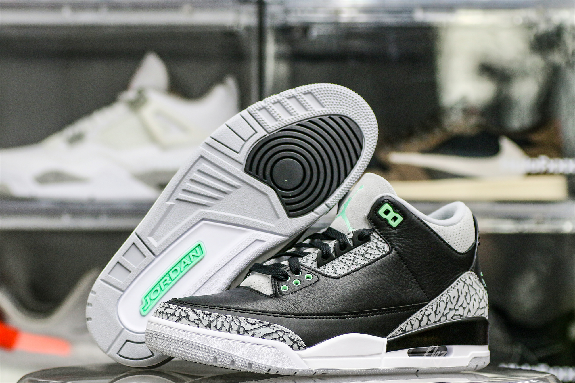 Air Jordan 3 Retro Green Glow 2024