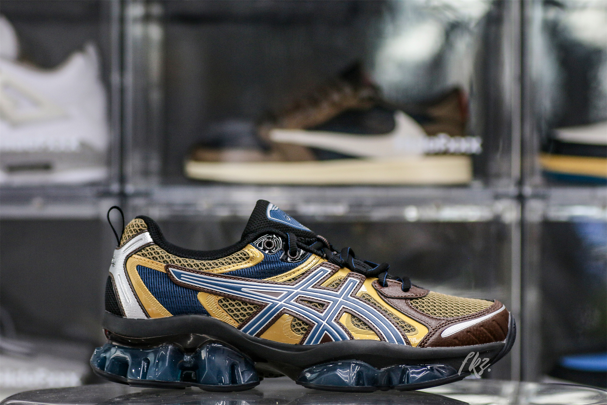 Gel Quantum Kinetic Dark Auburn Light Indigo