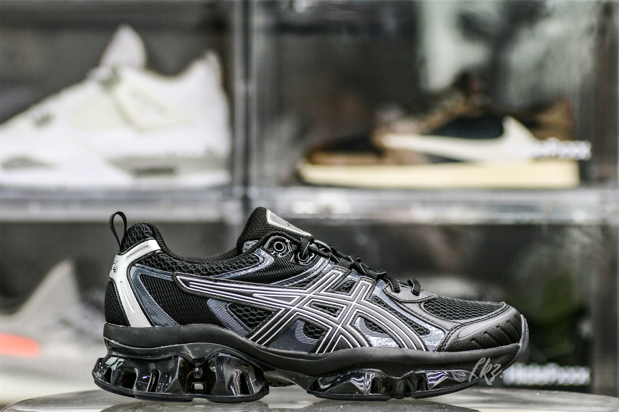 Gel Quantum Kinetic Graphite Grey Black