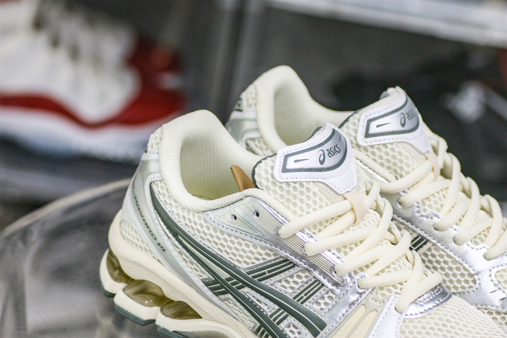 Gel Kayano 14 Birch Dark Pewter 2024