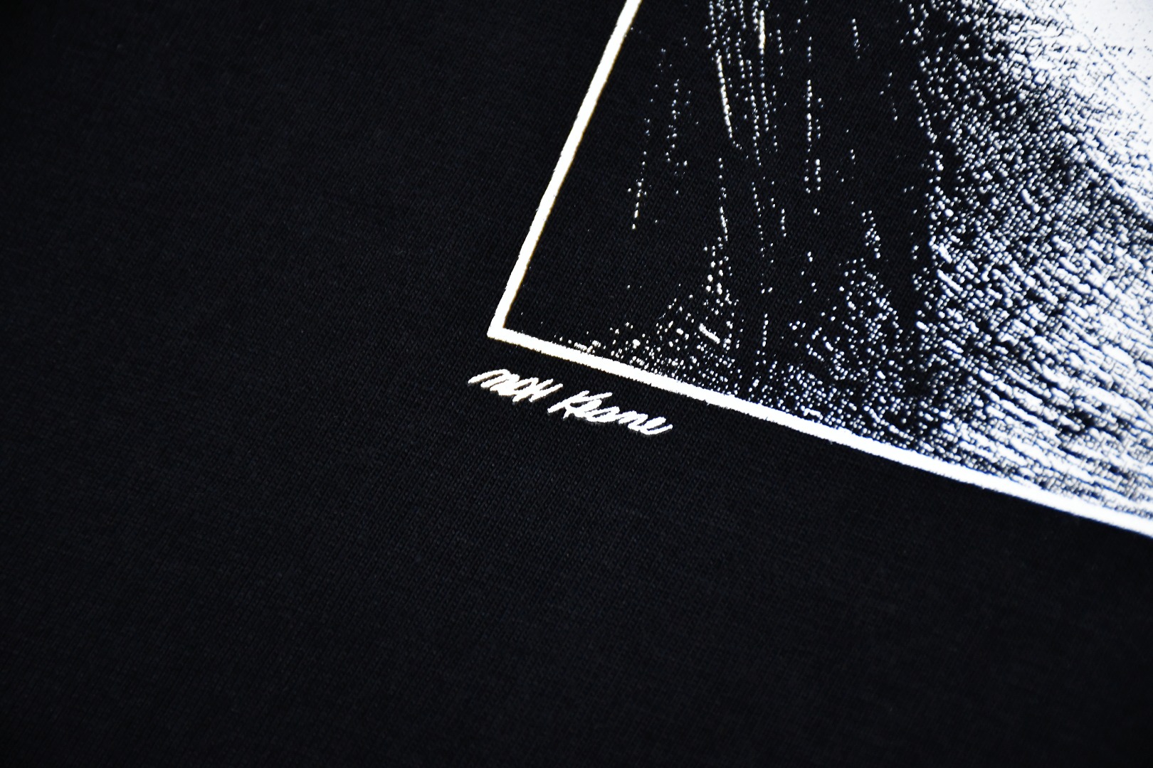 Suprem3 Margaret Keane Teardrop Tee ‘White’