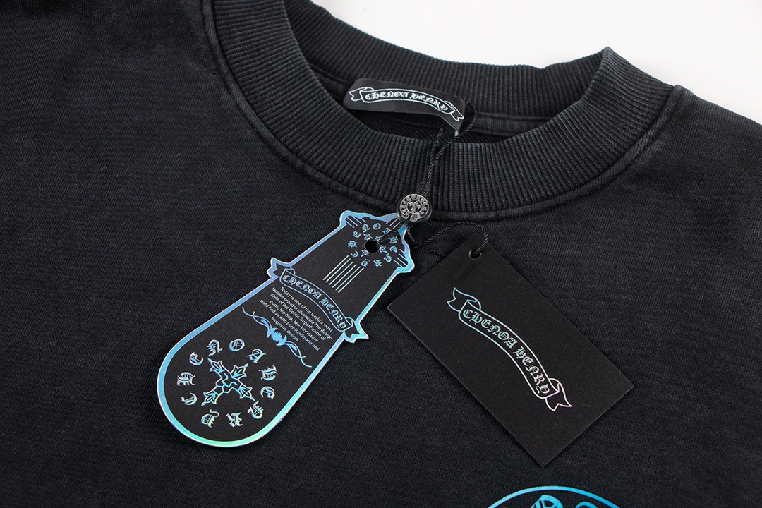 Ch*0me He**ts latest basic crewneck sweatshirt black/blue