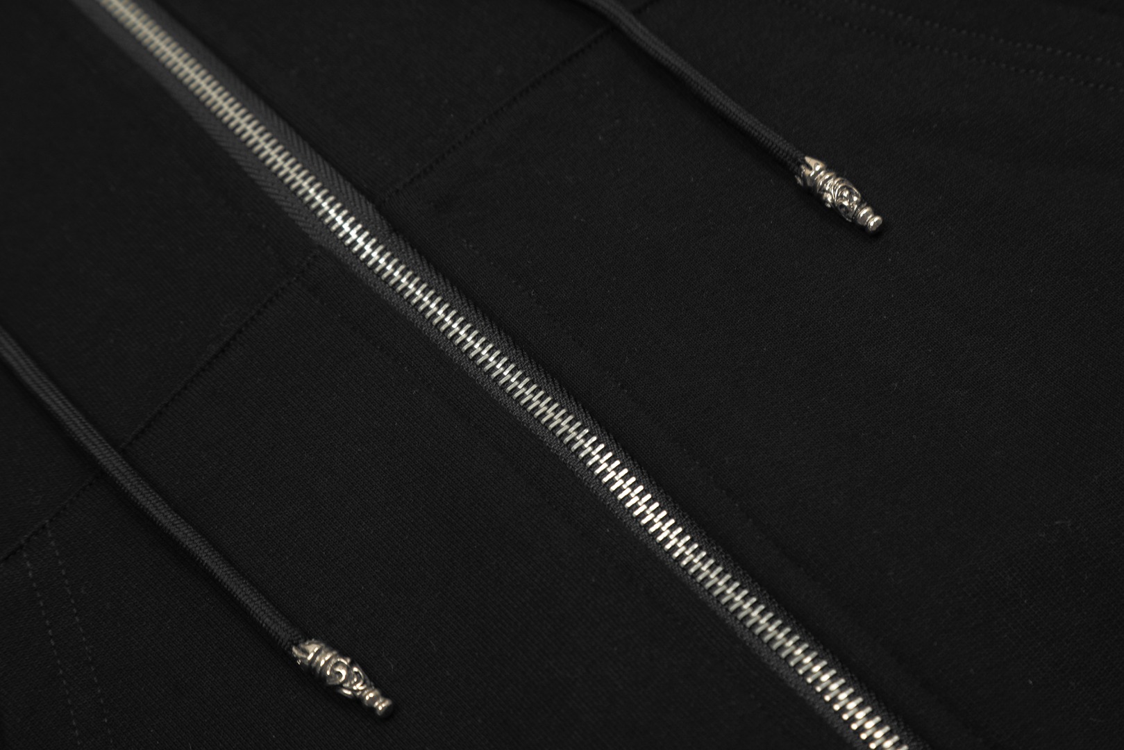 Ch*0me He**ts black embroidered and printed heavy-duty zip-up hoodie