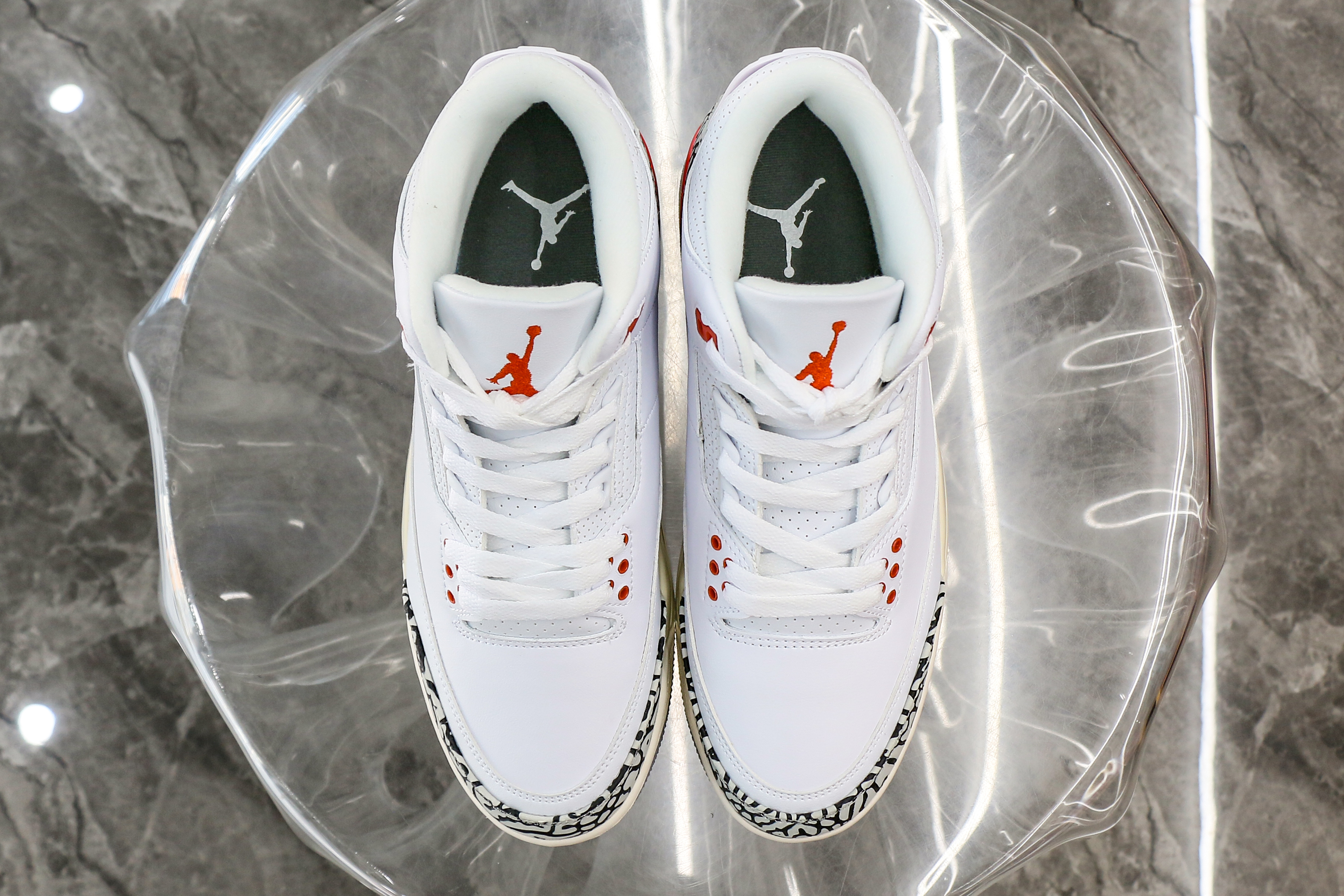 Air Jordan 3 Retro Georgia Peach 2024