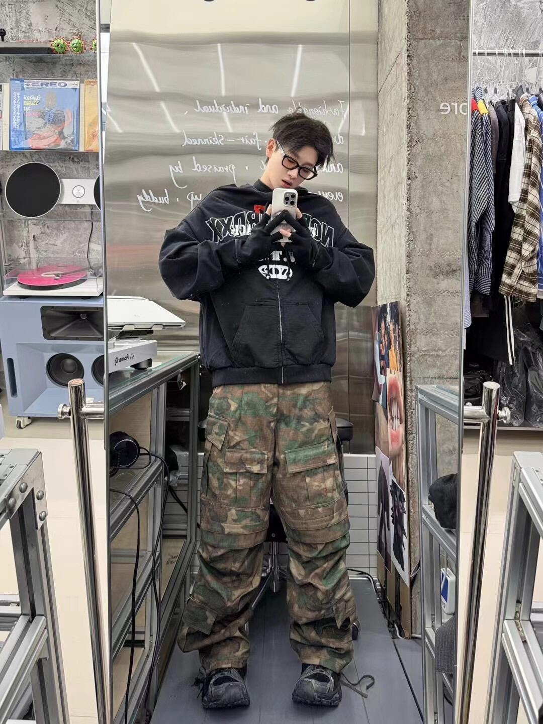 Far Archive Camo Pants