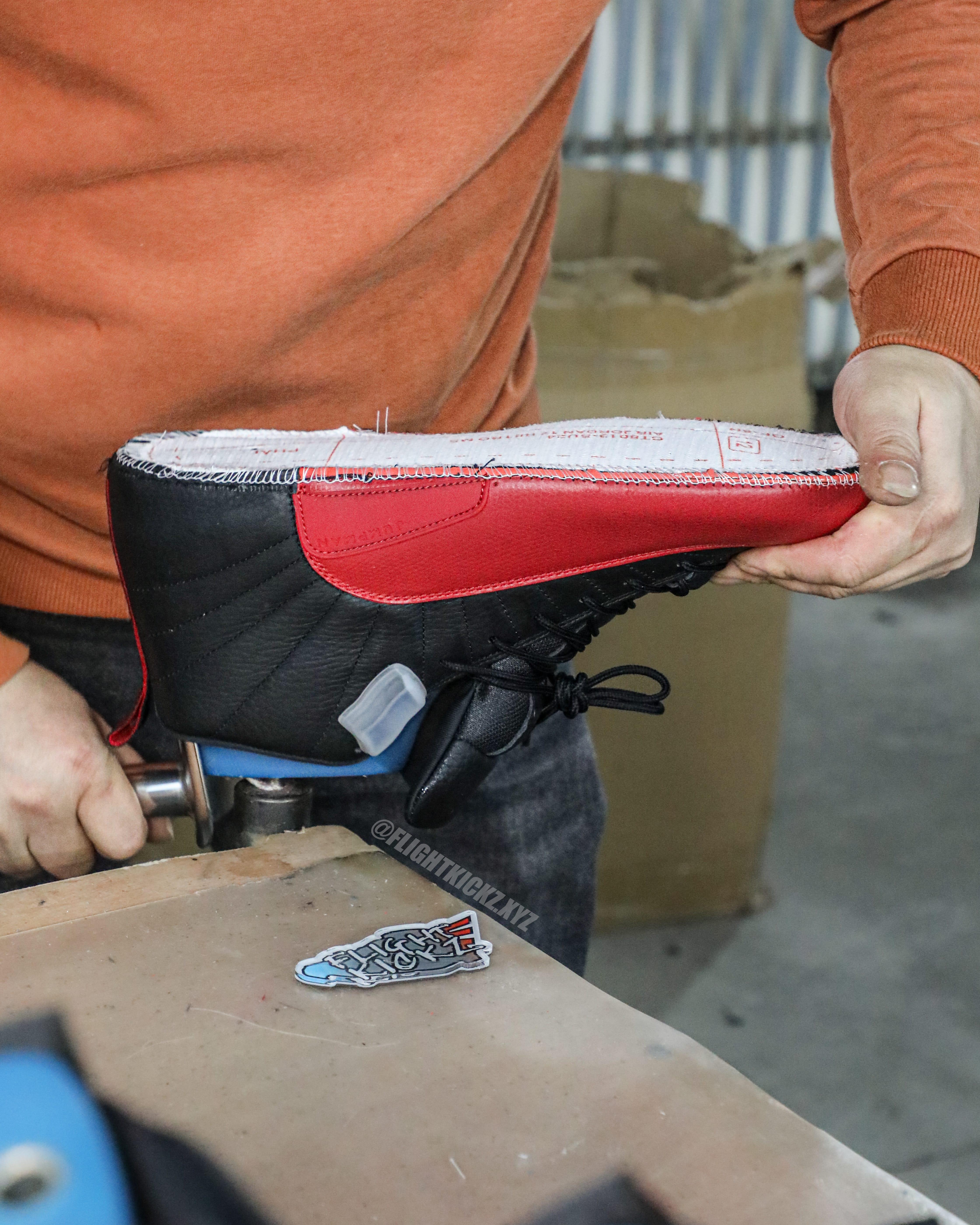 Air Jordan 12 Retro Flu Game 2025 (Ln5 A1)