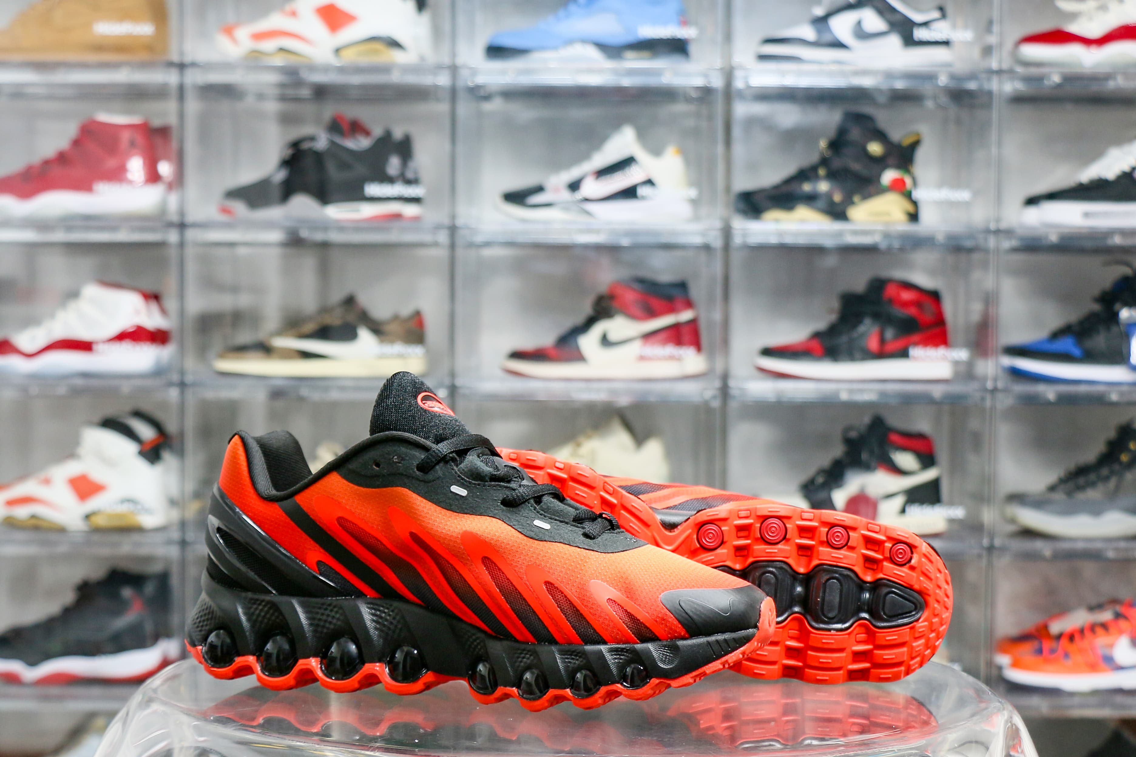 Nike Air Max Dn8 Orange Black (2025)