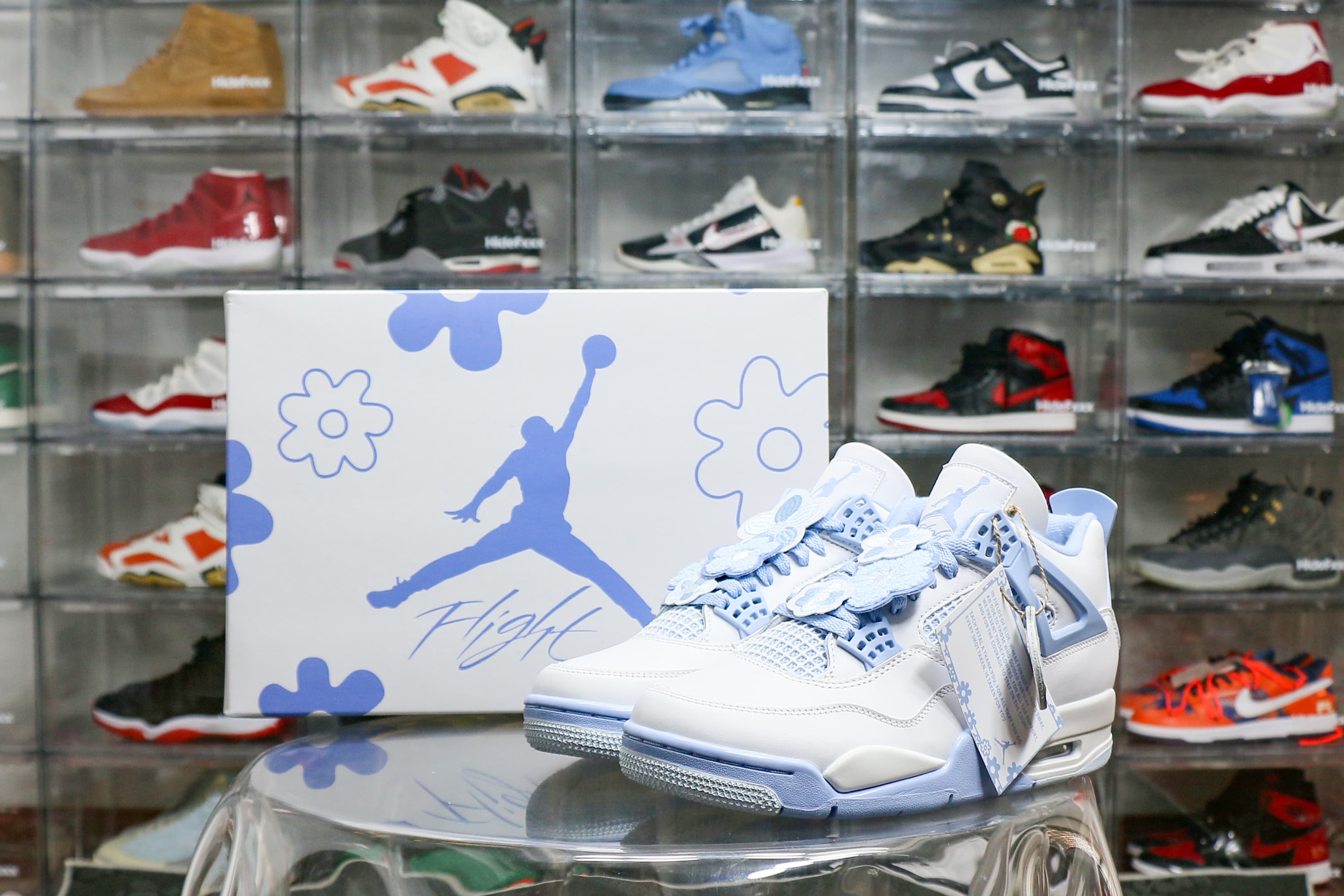 Air Jordan 4 “Forget Me Not / Aluminum”