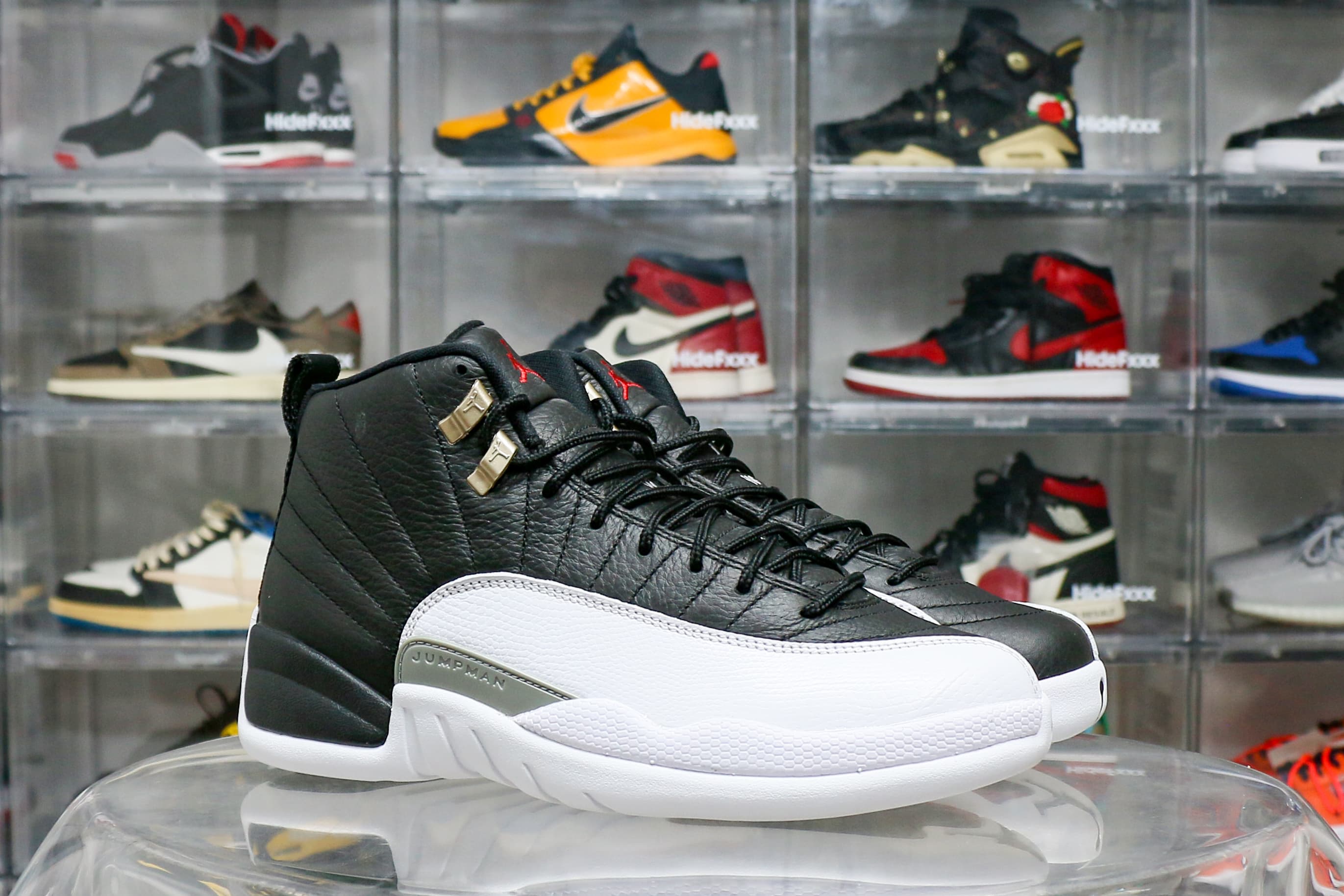 Jordan 12 Retro Playoffs 2022 (Ln5 A1)