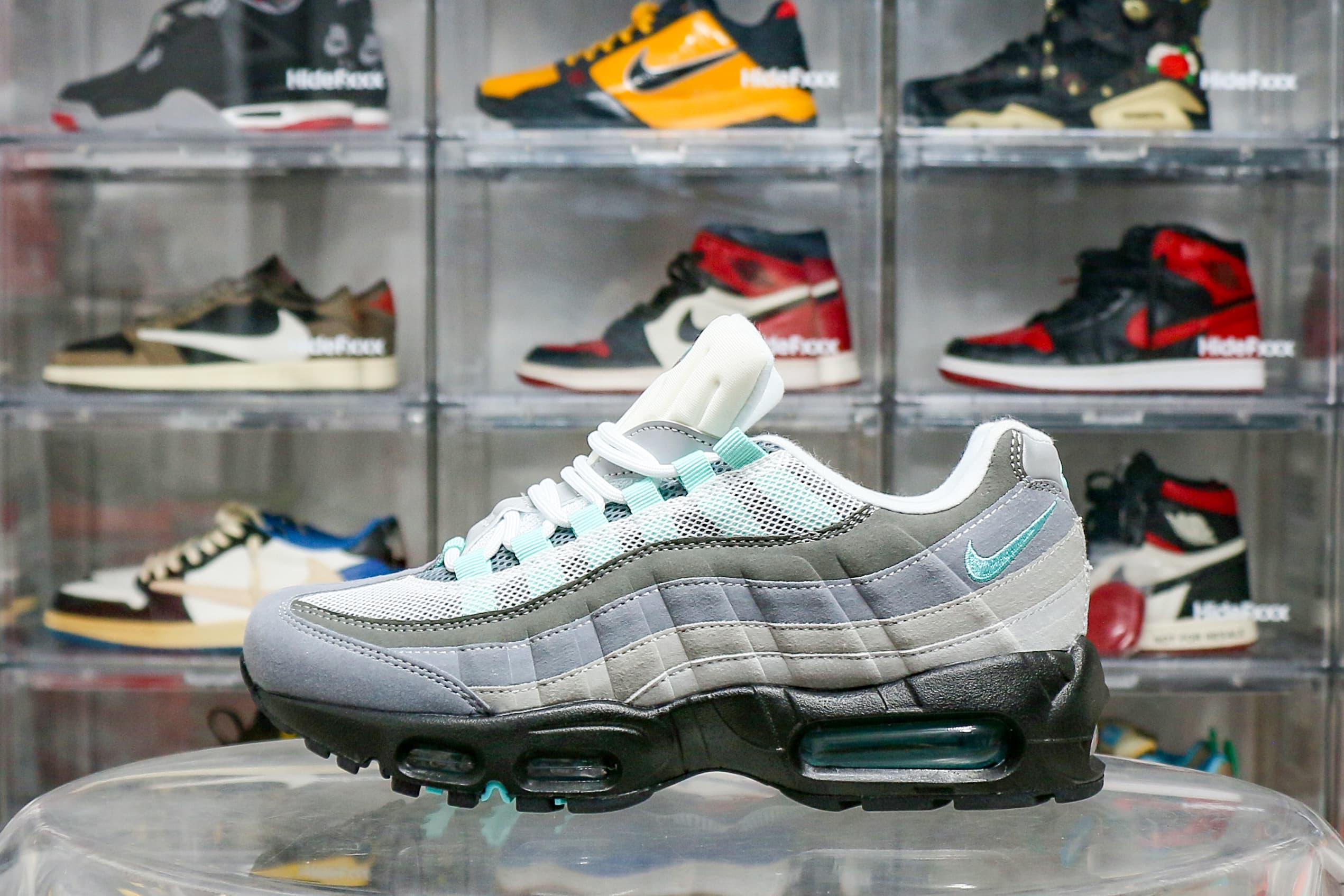Nike Air Max 95 Hyper Turquoise