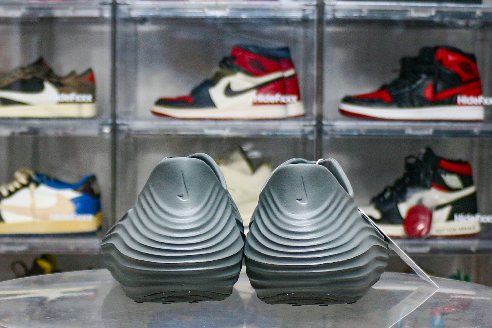 Nike ReactX Rejuven8 Smoke Grey