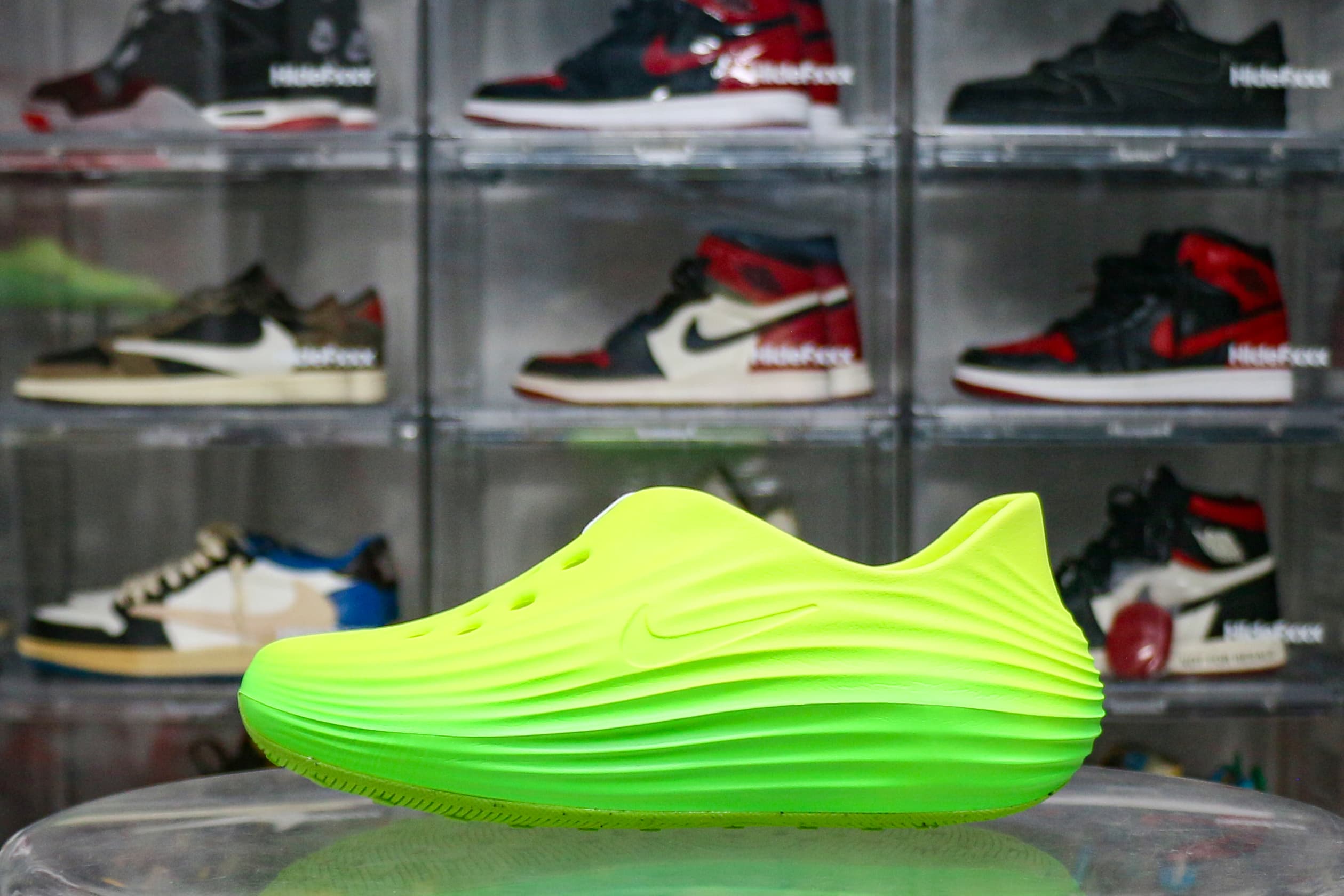 Nike ReactX Rejuven8 Green Strike