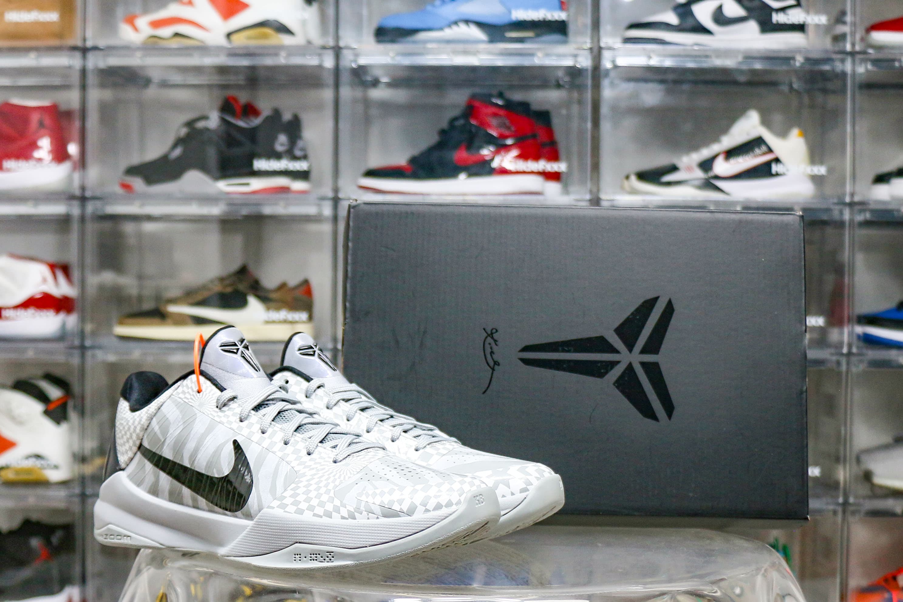 Nike Kobe 5 Protro Zebra PENike Kobe 5 Protro Zebra PE（A1 batch）