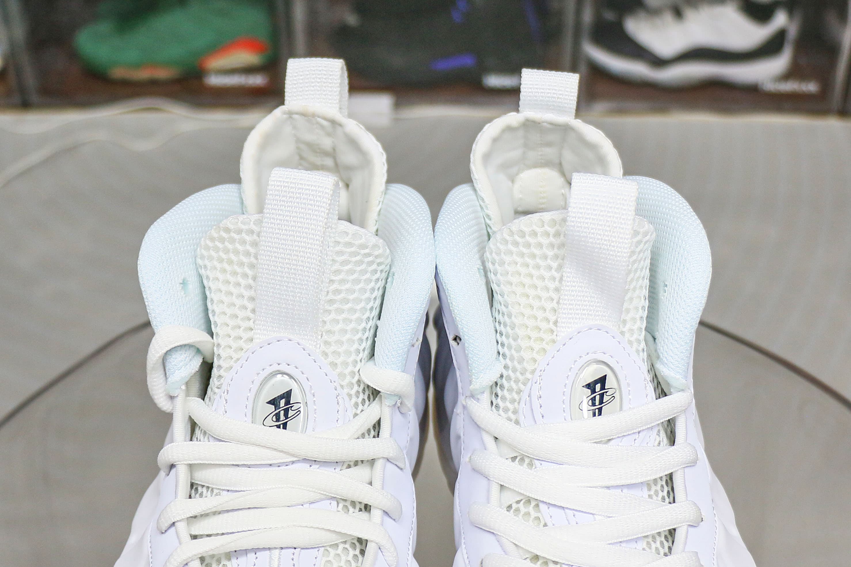 Nike Air Foamposite One Triple White