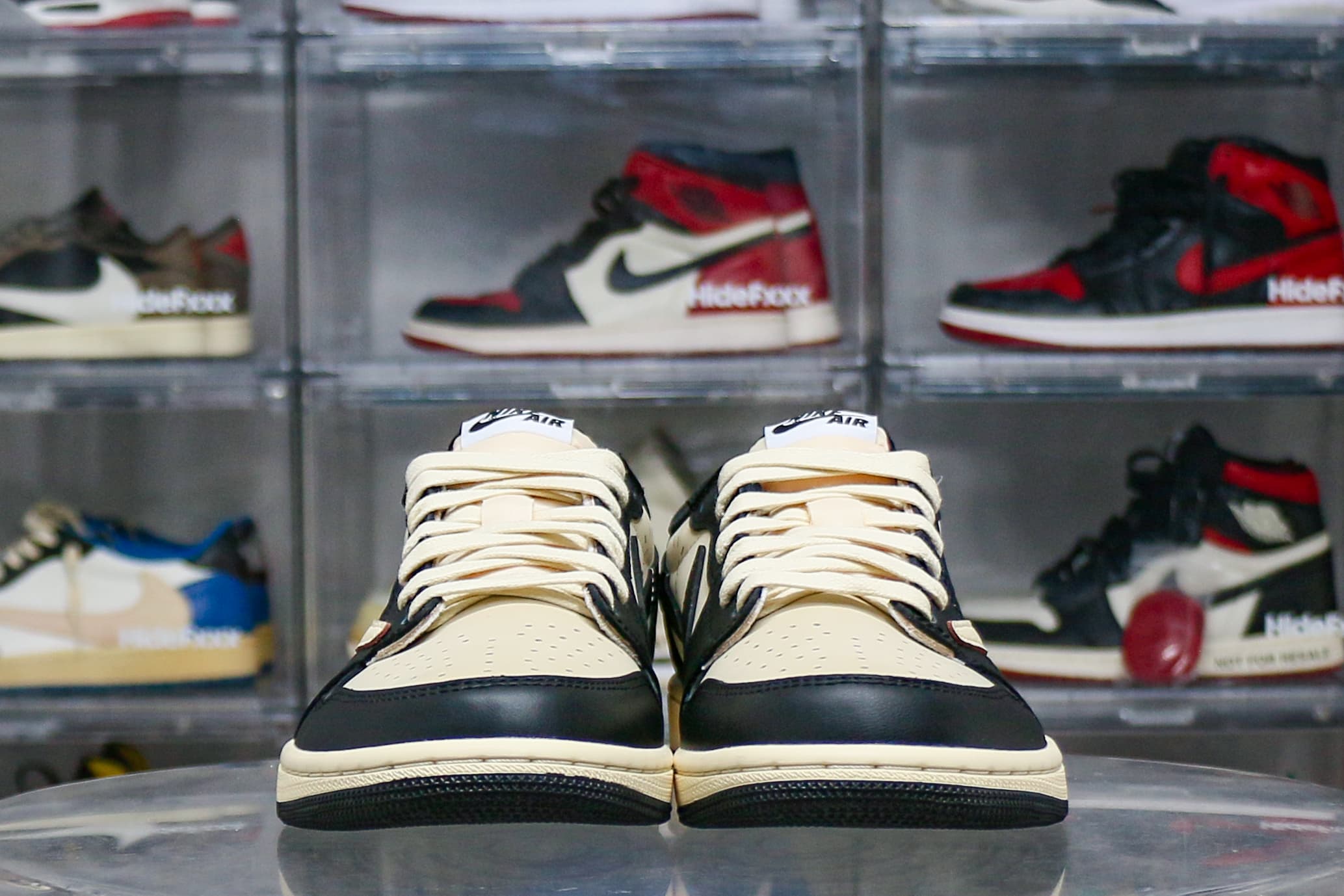 Travis Scott x Air Jordan 1 Retro Low OG Pale Vanilla Custom