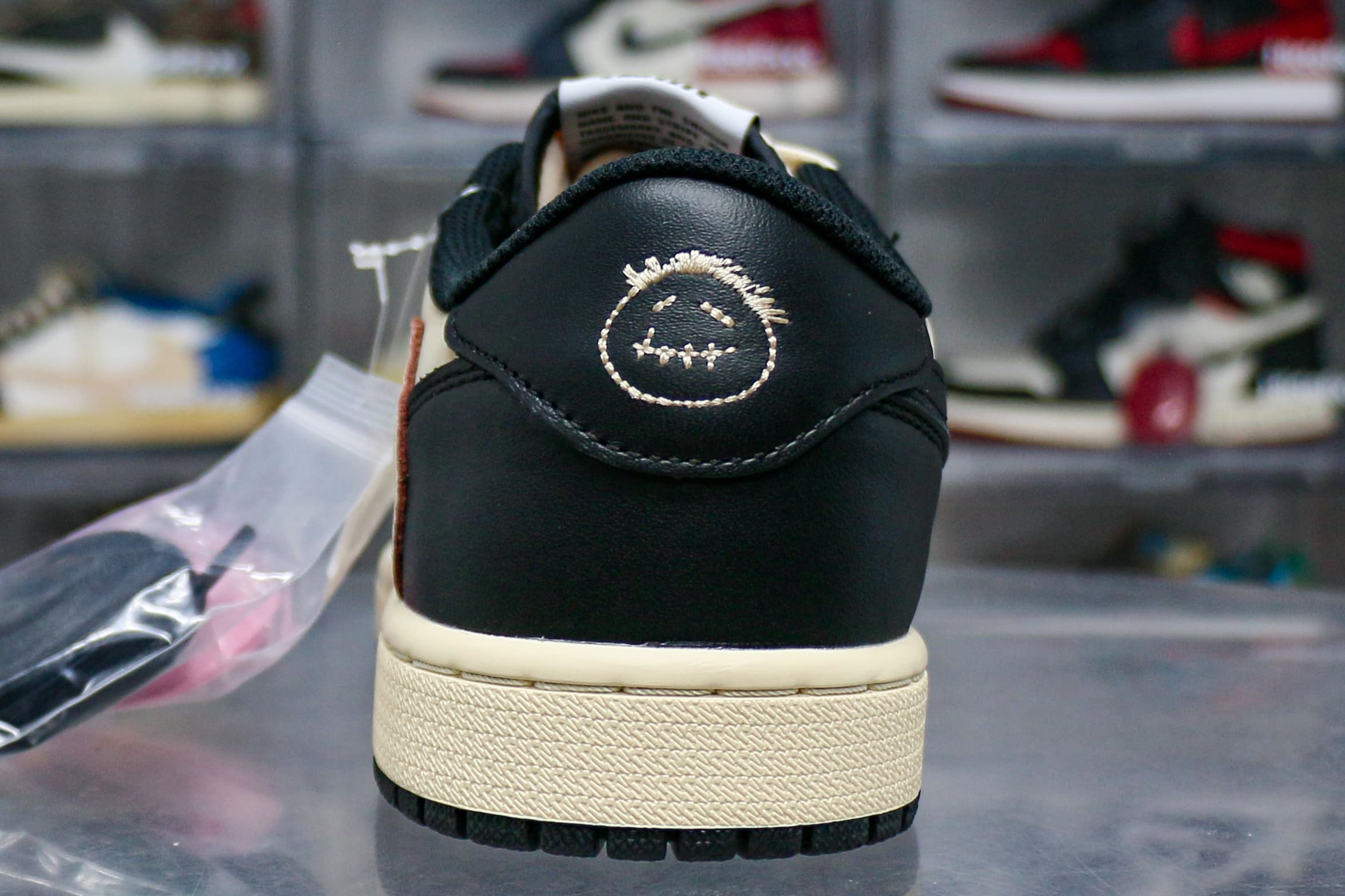 Travis Scott x Air Jordan 1 Retro Low OG Pale Vanilla Custom